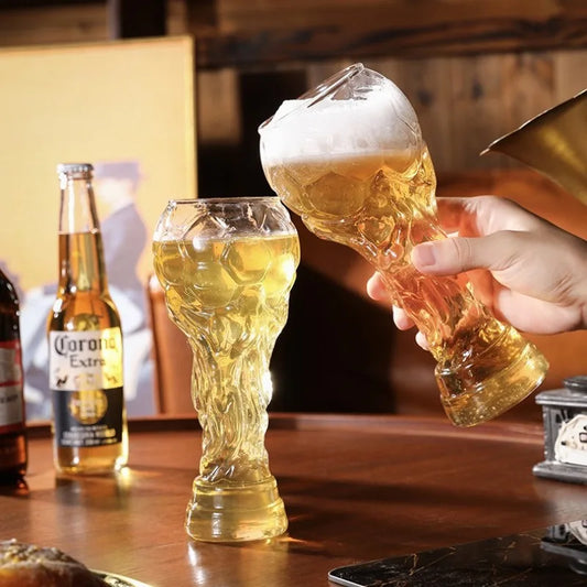 Boccale da birra a forma di trofeo da 600 ml – design calcistico