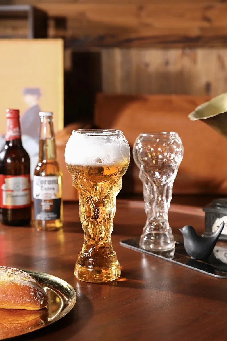 Boccale da birra a forma di trofeo da 600 ml – design calcistico