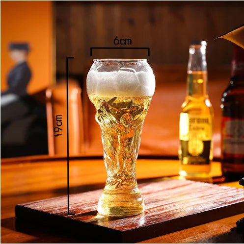 Boccale da birra a forma di trofeo da 600 ml – design calcistico